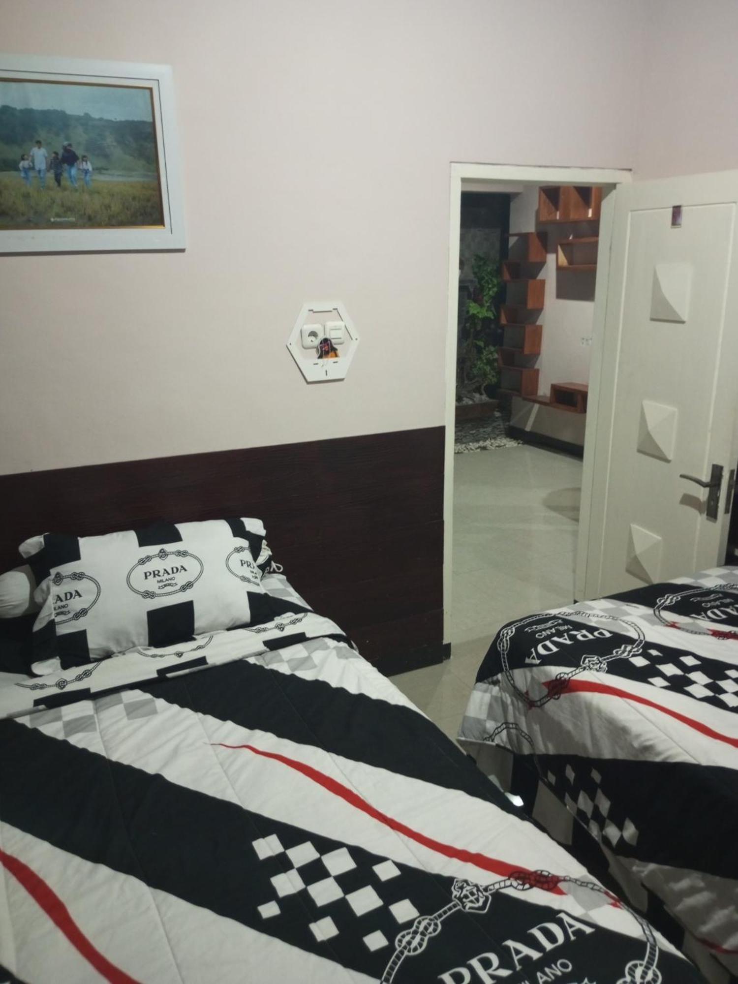 Gigafa Homestay Probolinggo Ngoại thất bức ảnh